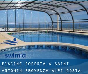 Piscine Coperta a Saint-Antonin (Provenza-Alpi-Costa Azzurra)