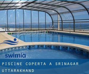 Piscine Coperta a Srīnagar (Uttarakhand)