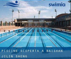 Piscine Scoperta a Baishan (Jilin Sheng)