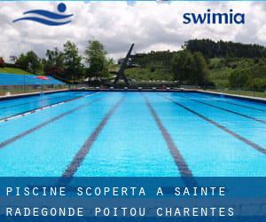 Piscine Scoperta a Sainte-Radegonde (Poitou-Charentes)