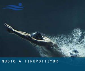 Nuoto a Tiruvottiyūr