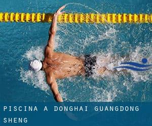 Piscina a Donghai (Guangdong Sheng)