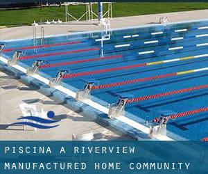 Piscina a Riverview Manufactured Home Community